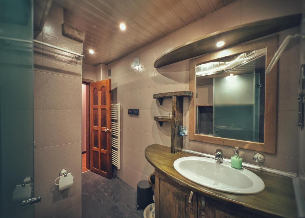 Тhe Bohemian Lodge-Entire House With Sauna Veliko Tárnovo Exterior foto