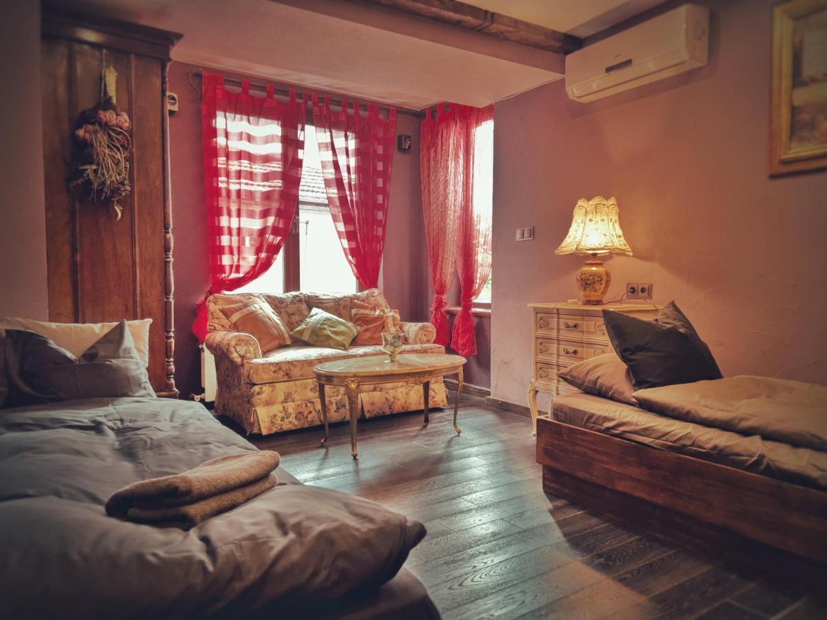 Тhe Bohemian Lodge-Entire House With Sauna Veliko Tárnovo Exterior foto
